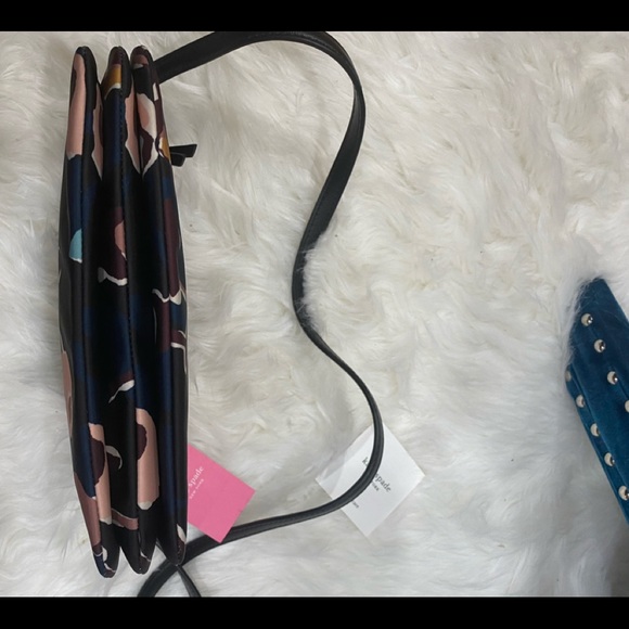 Kate Spade Triple Gusset Crossbody - NWT - Picture 6 of 7